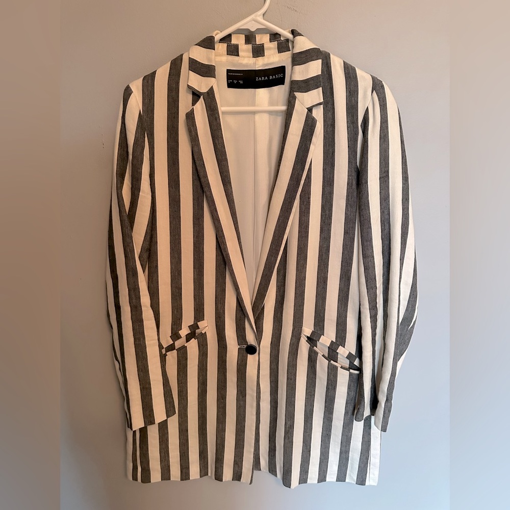 SOLD!!! Y2K ZARA Cotton/Linen “Beetlejuice” stripe blazer